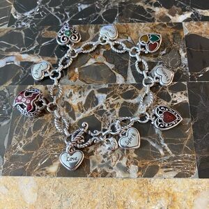 listing-status-banner